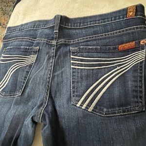 Women’s seven for all mankind jeans. Dojo style. Size 31